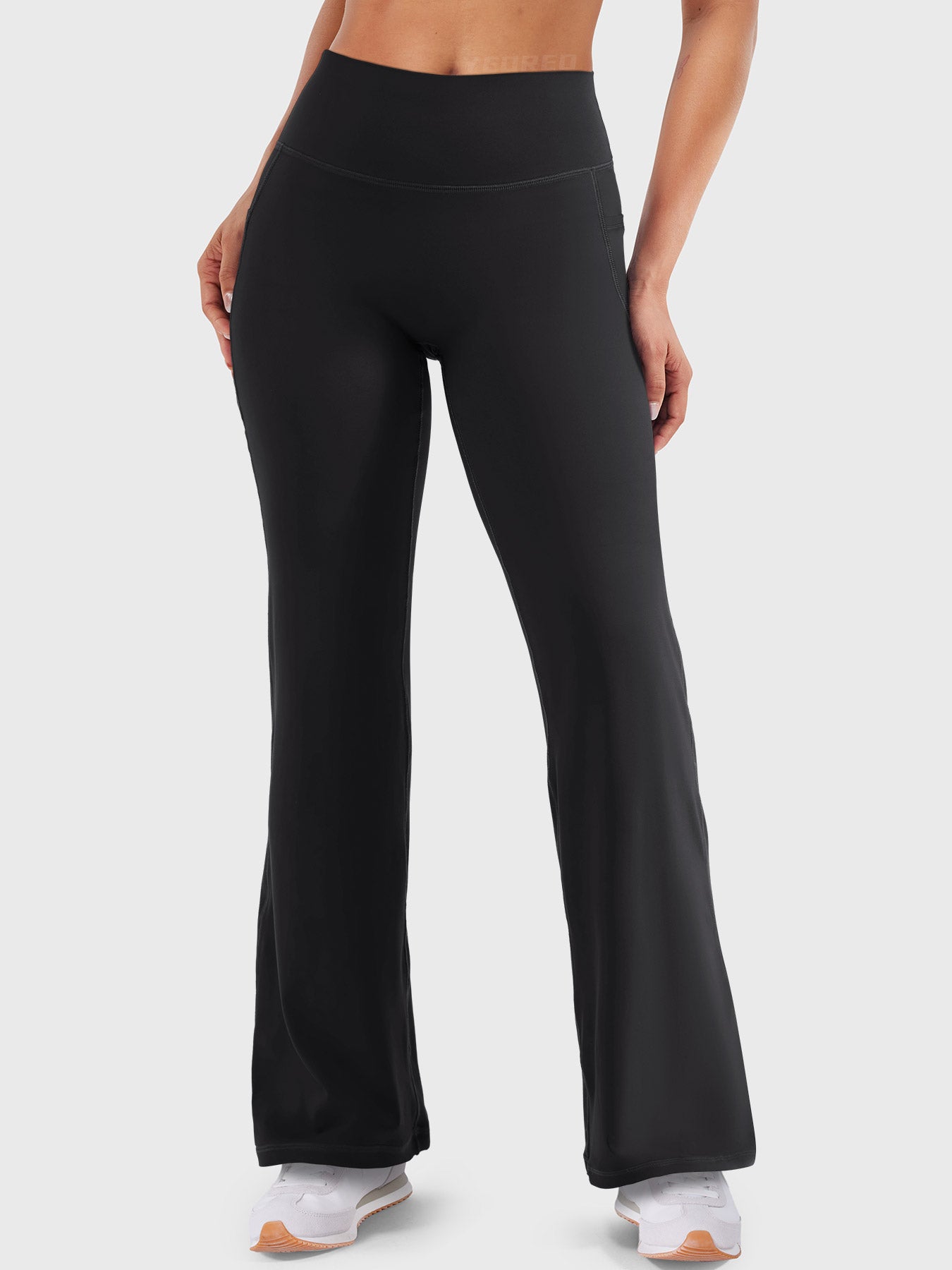 Yeoreo Dagfinn 29" Straight Leg Leggings with Pockets