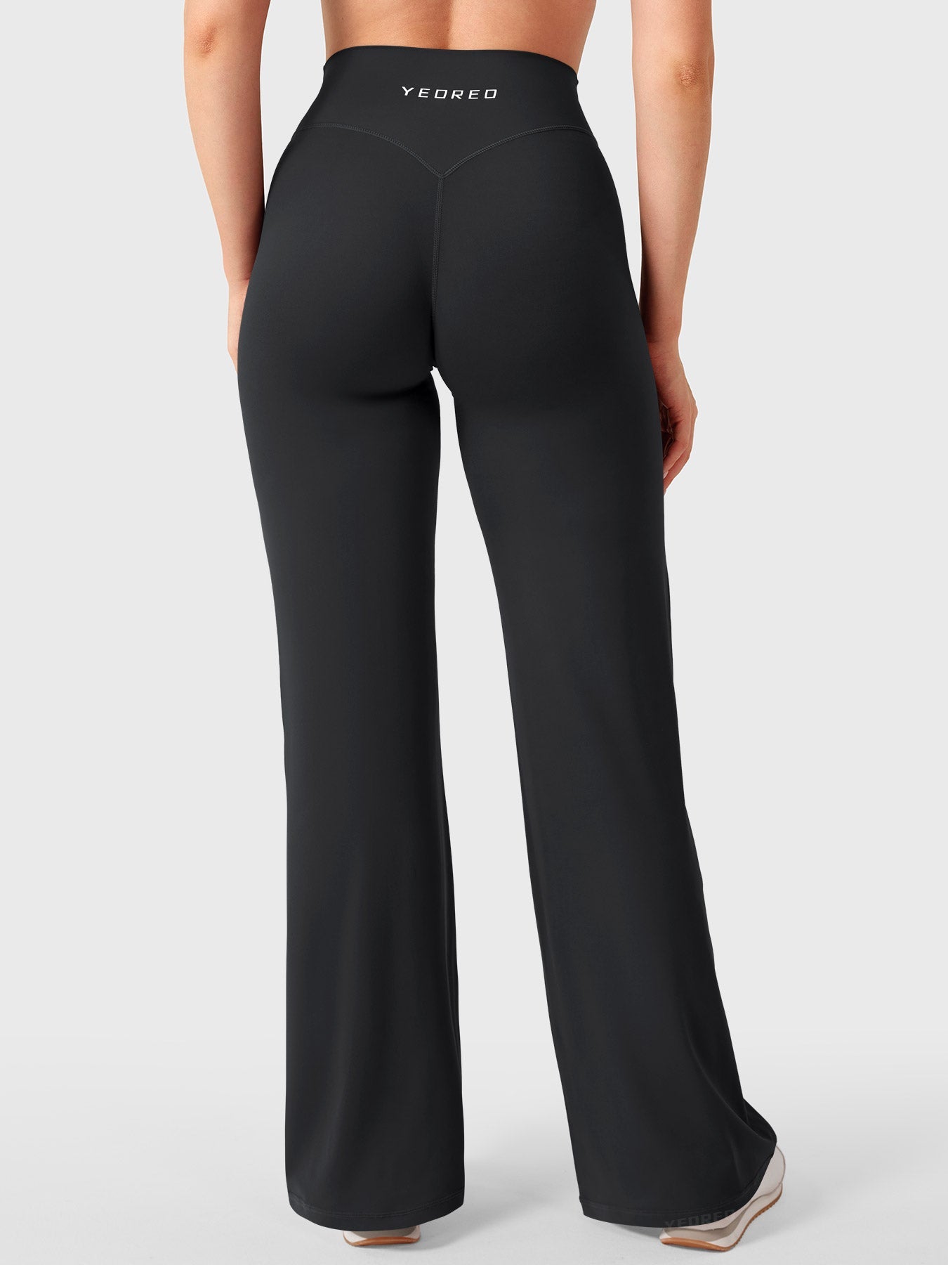 Yeoreo Eddiy 31.5" V-waistband Straight Leggings