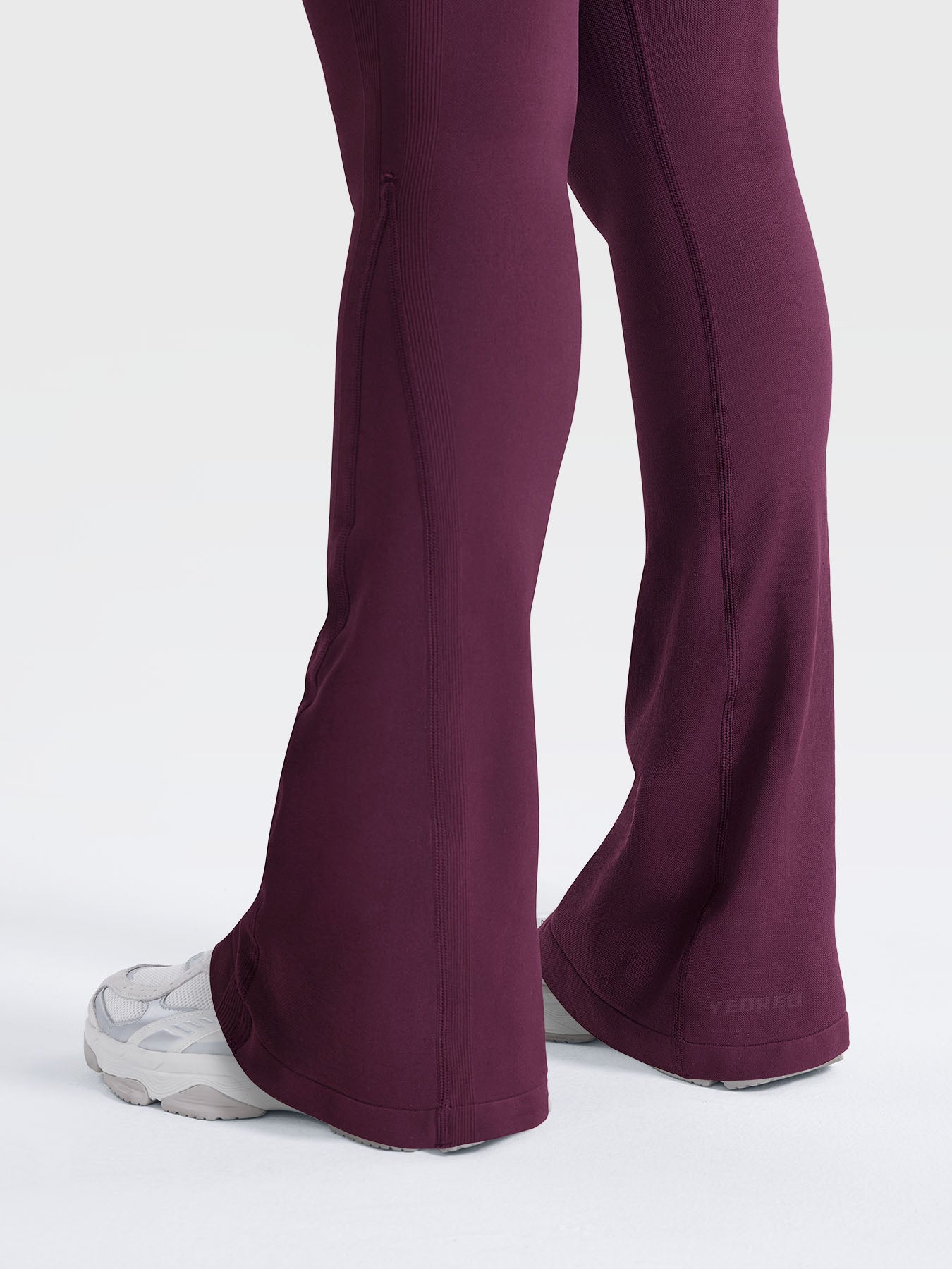 Yeoreo Lilliean 32" Mini Flare Leggings