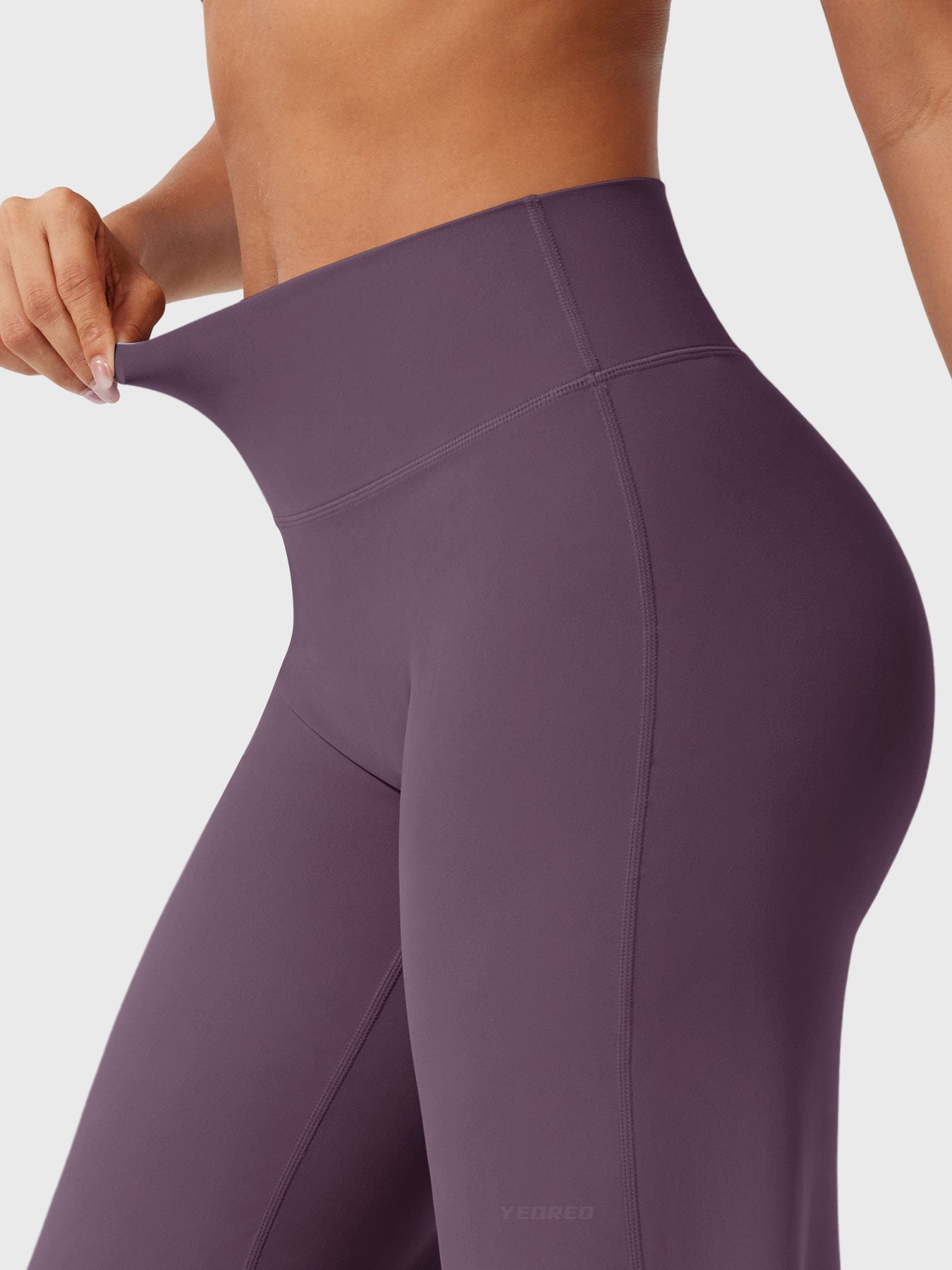 Yeoreo Eddiy 31.5" Straight Leg Leggings