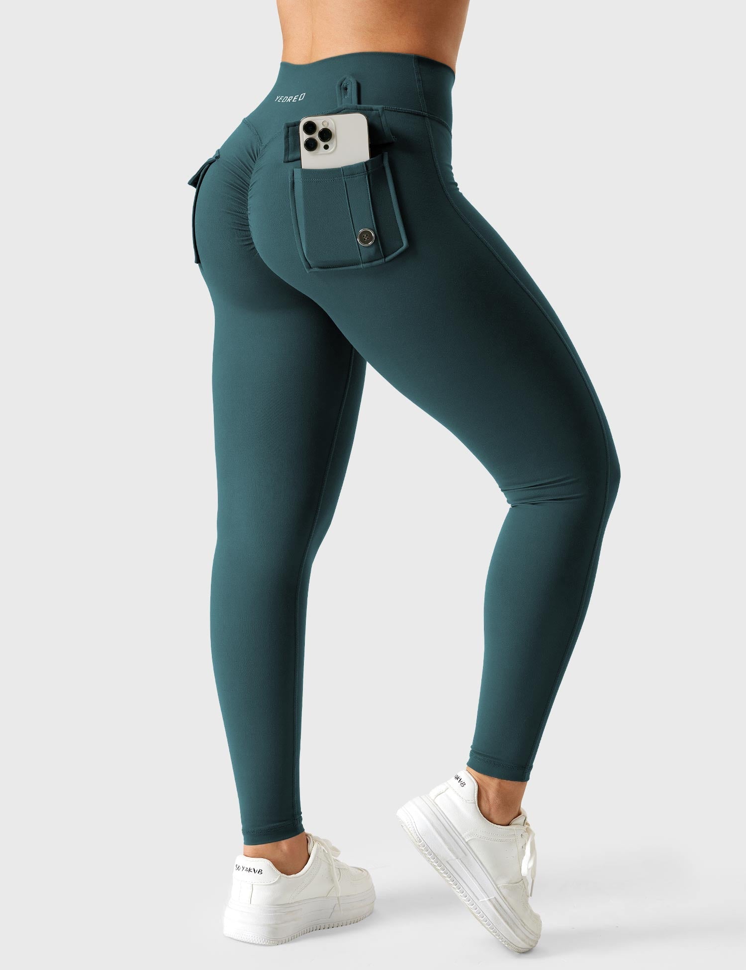 Yeoreo V-waistband Charm Leggings