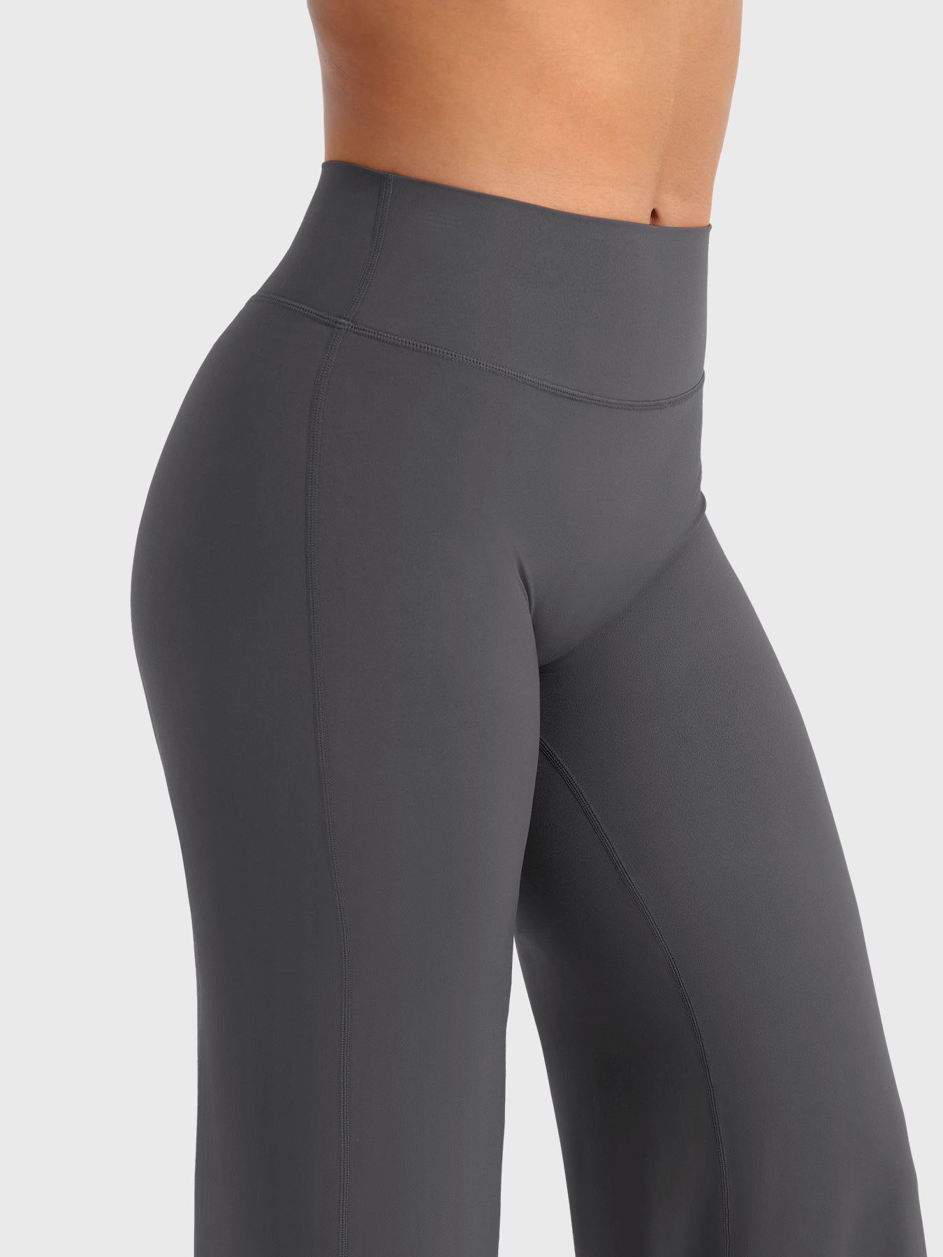 Yeoreo Eddiy 31.5" Straight Leg Leggings