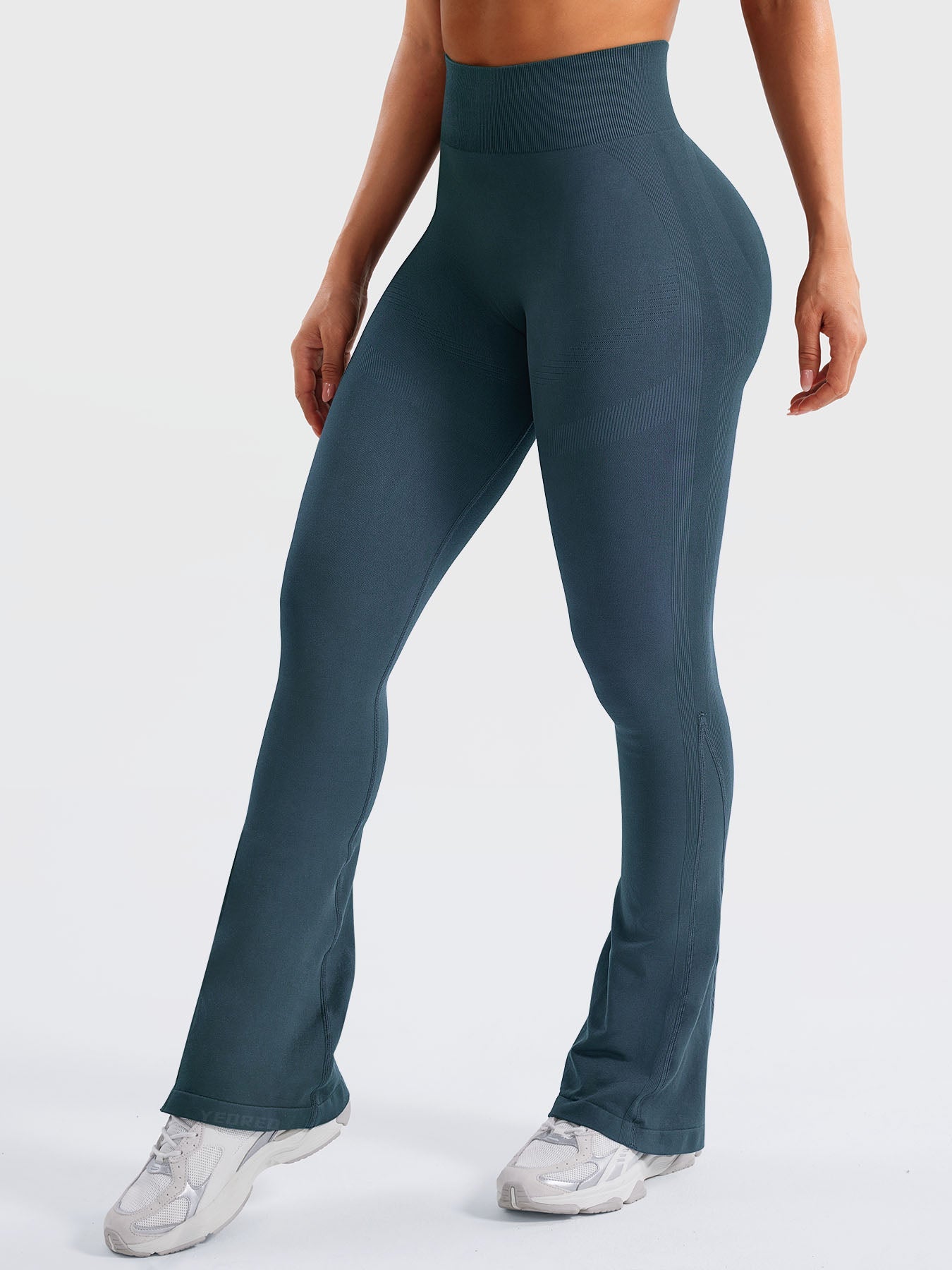 Yeoreo Lilliean 29.5" Mini Flare Leggings