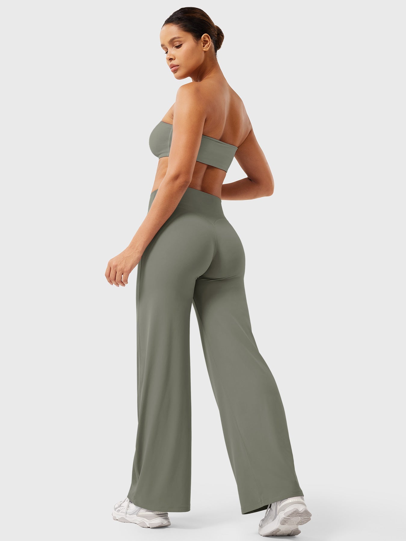 Yeoreo Eddiy 31.5" Straight Leg Leggings