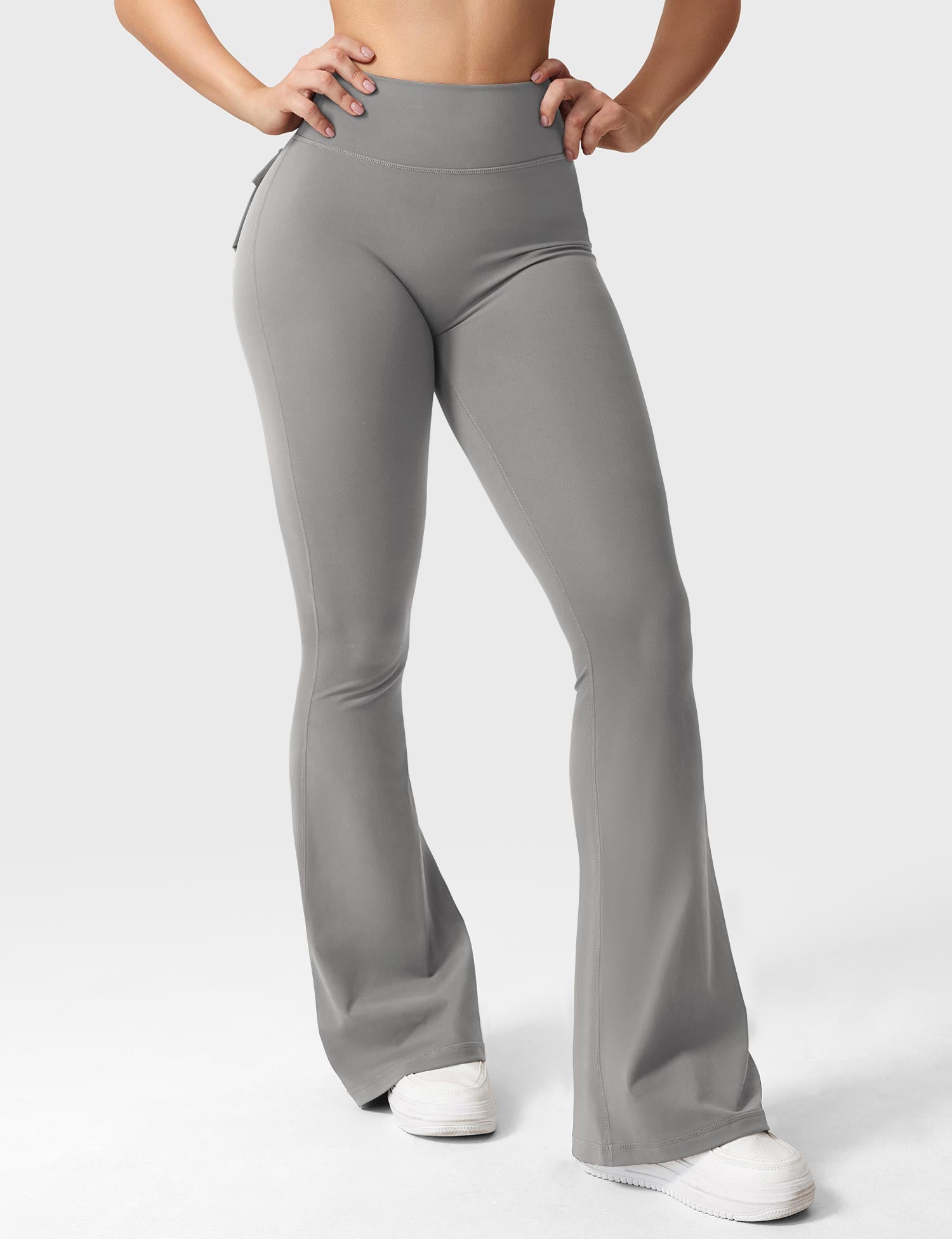 Yeoreo Brittany 30" Flared Leggings with Pockets
