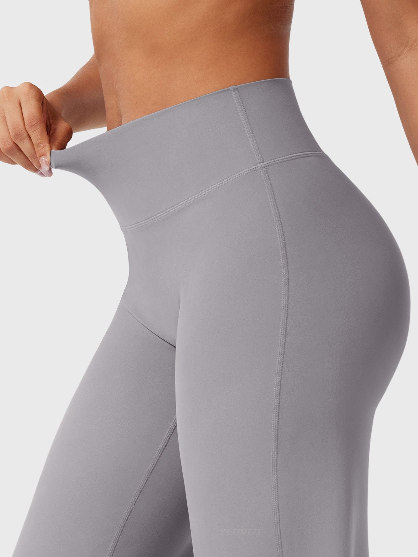Yeoreo Eddiy 31.5" Straight Leg Leggings
