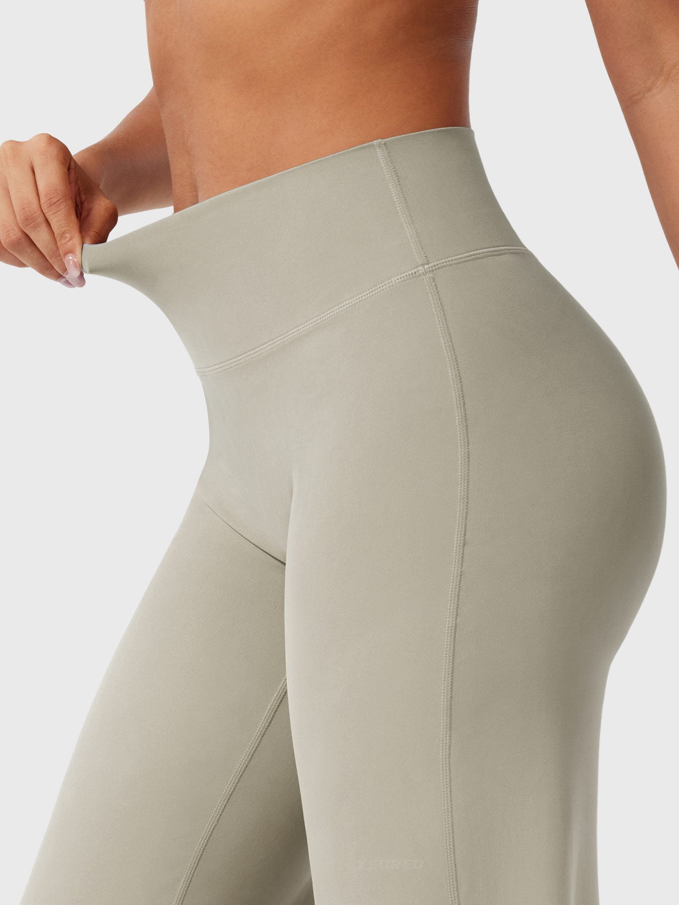 Yeoreo Eddiy 31.5" Straight Leg Leggings