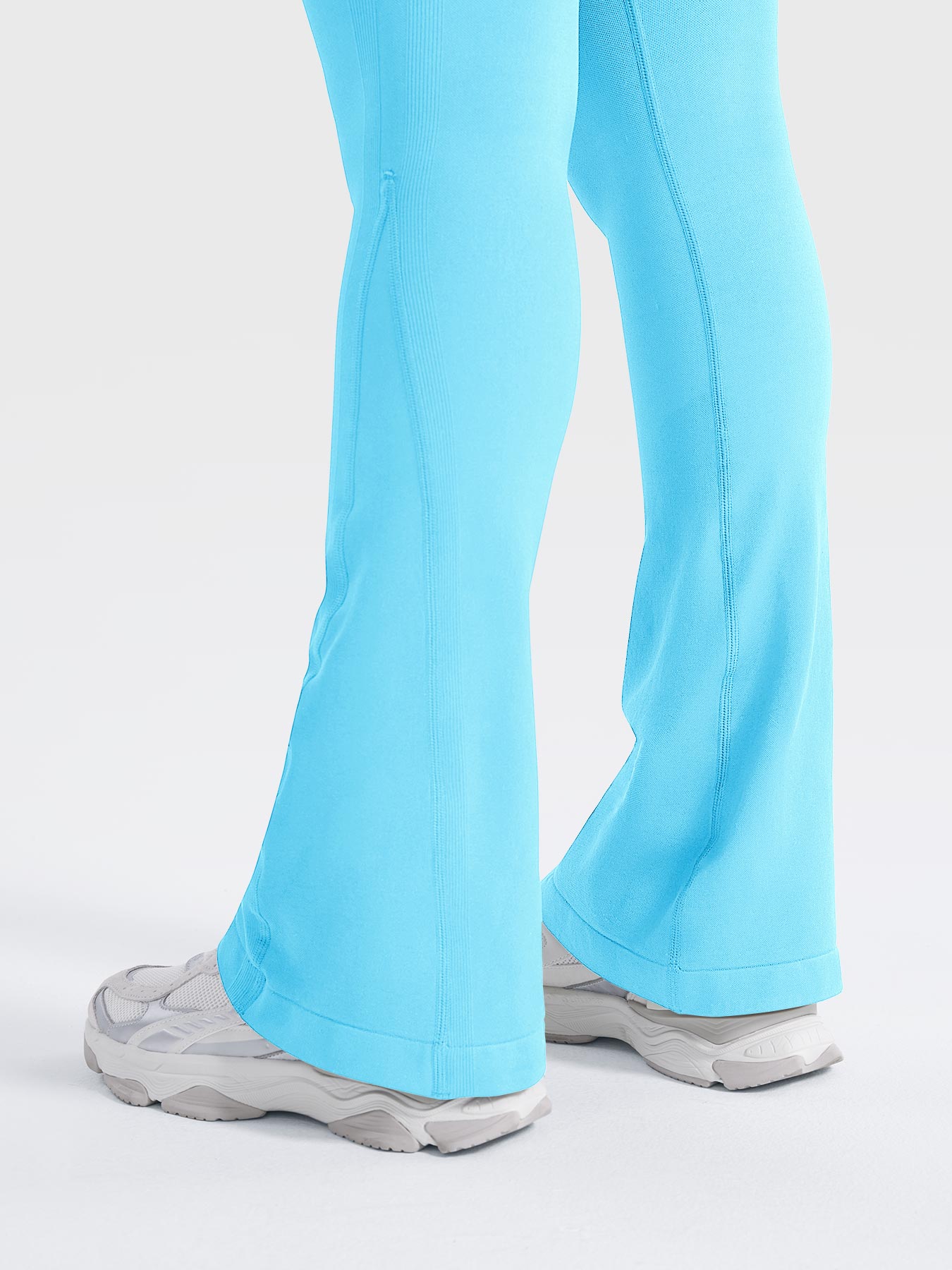 Yeoreo Lilliean 29.5" Mini Flare Leggings