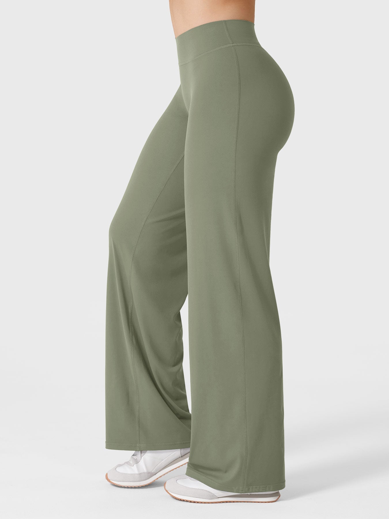 Yeoreo Xevia 31.5" Low Rise Straight Leggings