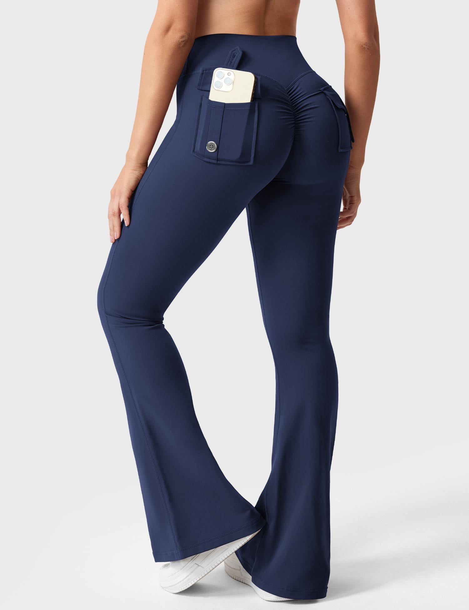 Yeoreo Brittany Flared Leggings with Pockets