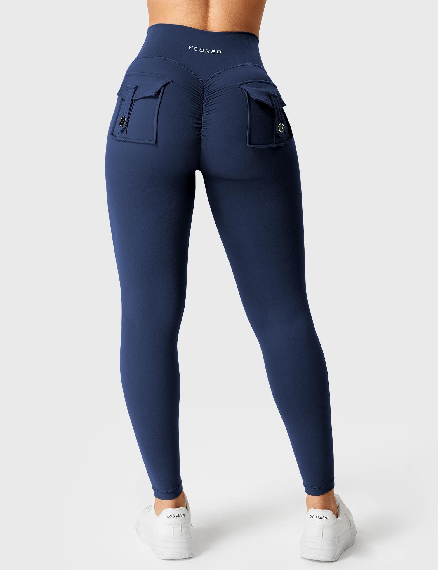 Yeoreo V-waistband Charm Leggings