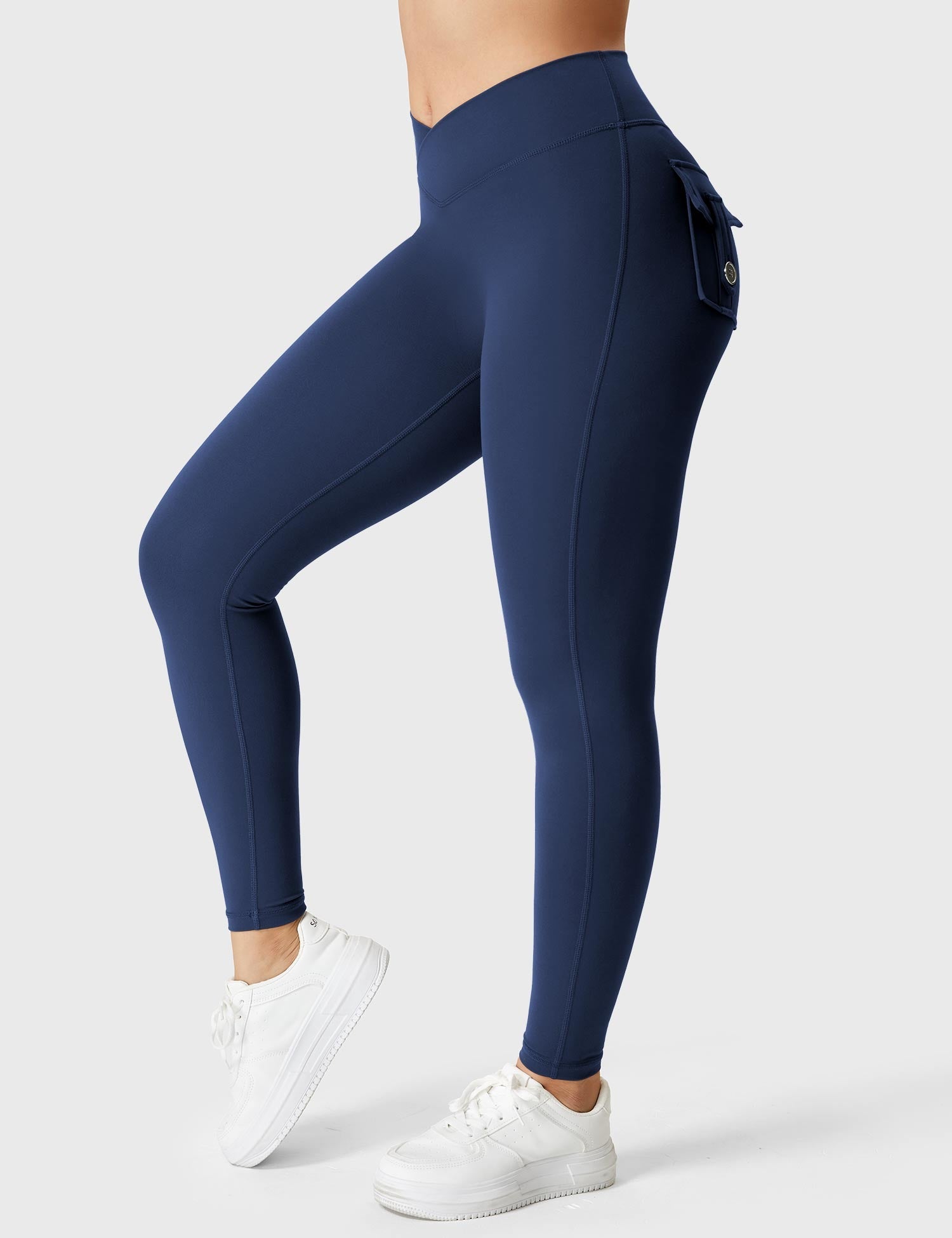 Yeoreo V-waistband Charm Leggings