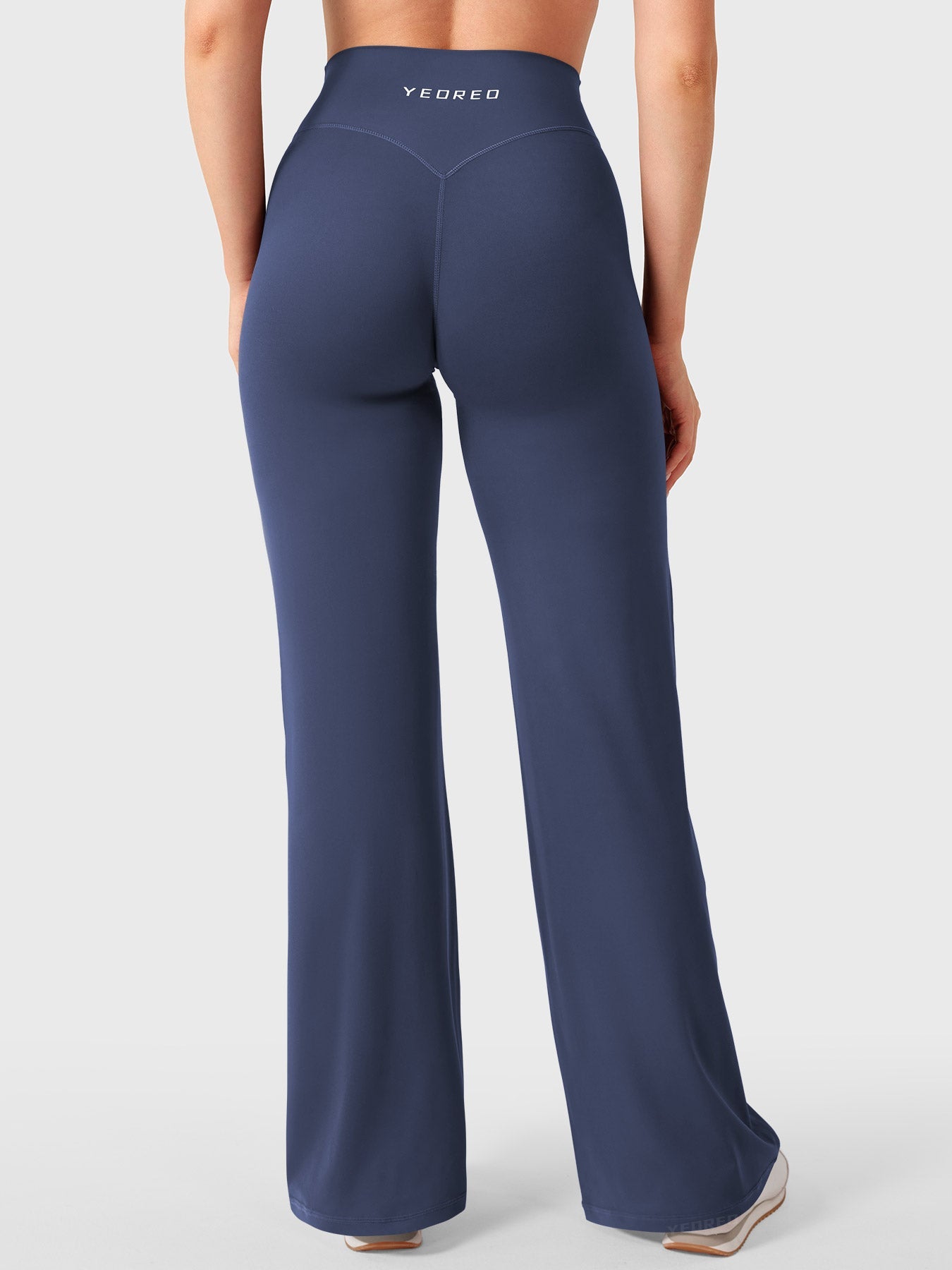 Yeoreo Eddiy 31.5" V-waistband Straight Leggings