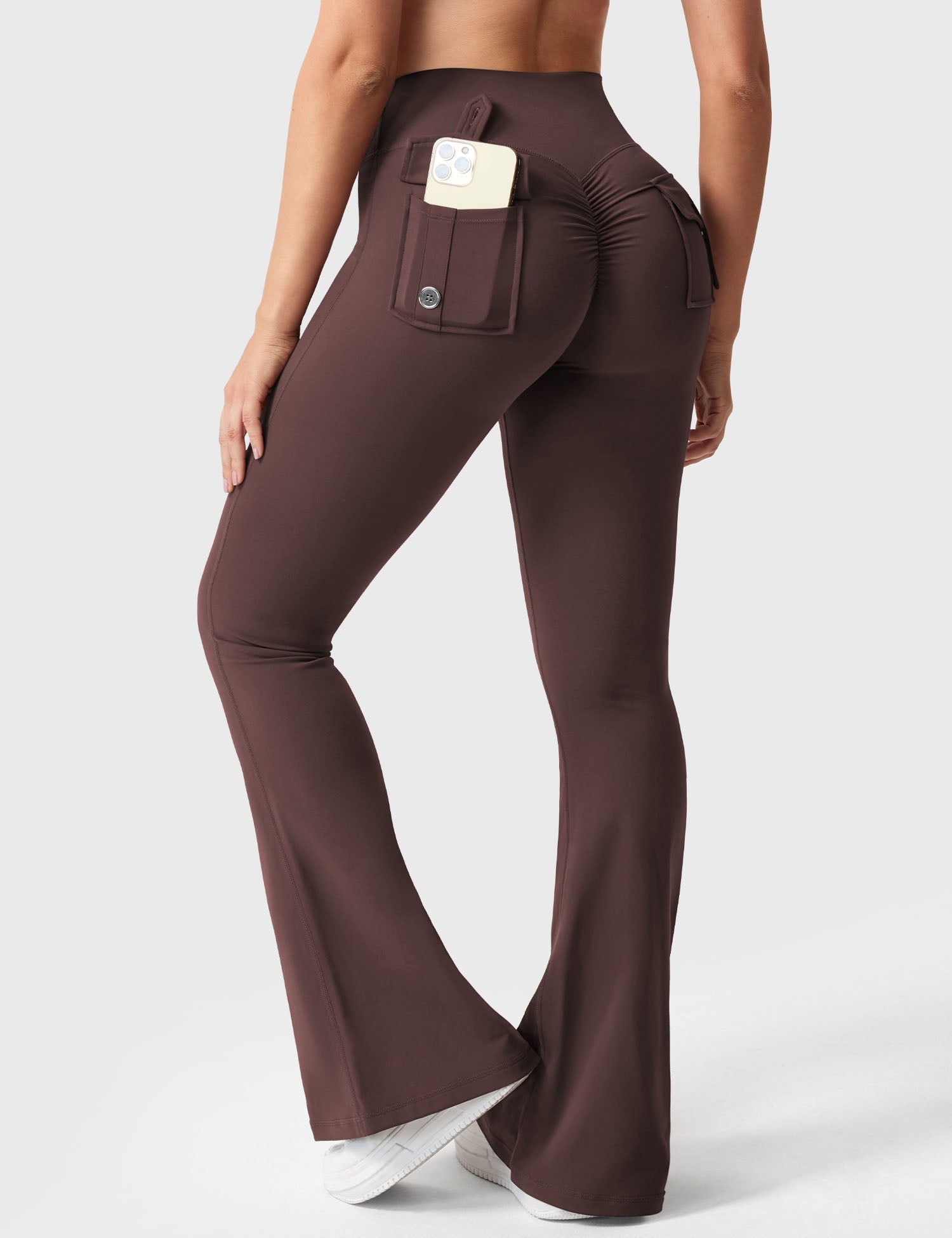 Yeoreo Brittany Flared Leggings with Pockets