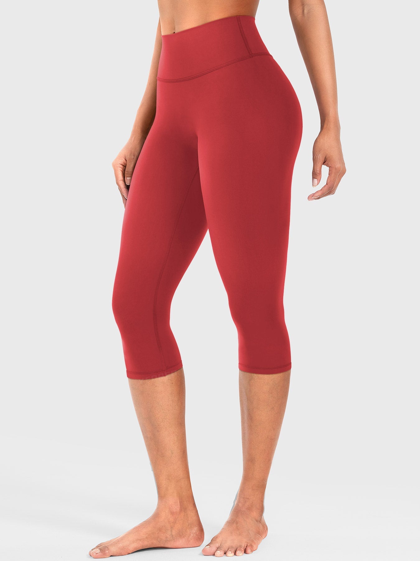 Yeoreo Nailly Capri Leggings