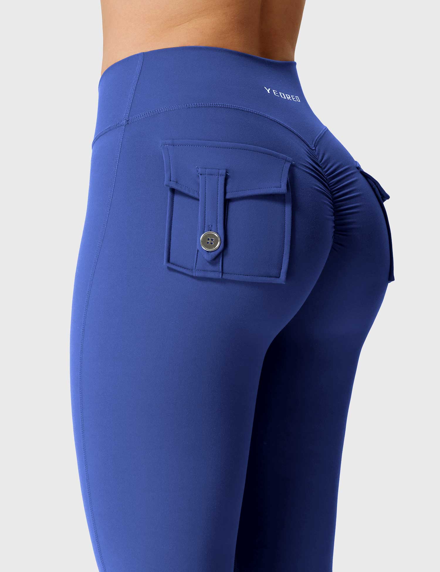 Yeoreo V-waistband Charm Leggings