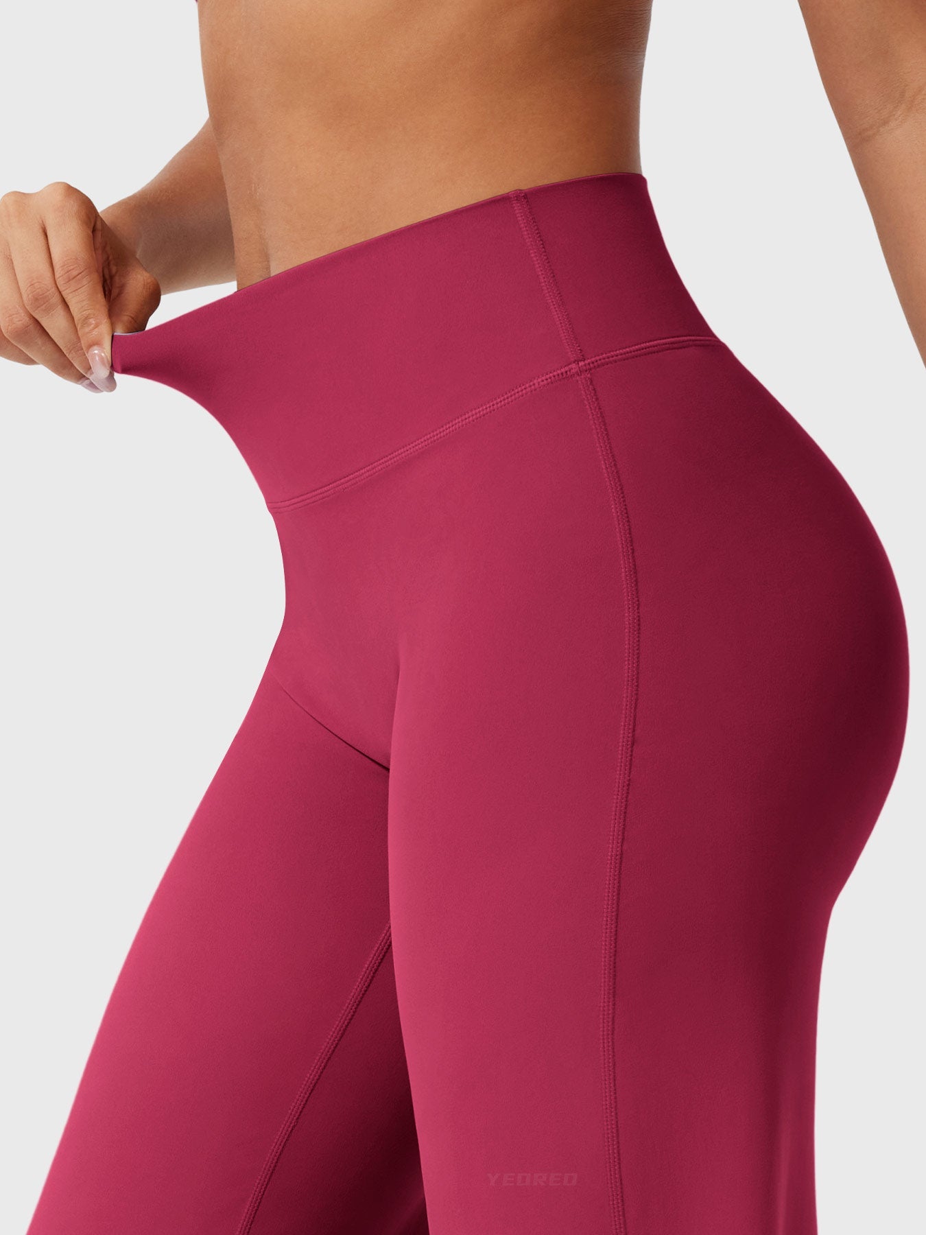 Yeoreo Eddiy 31.5" Straight Leg Leggings