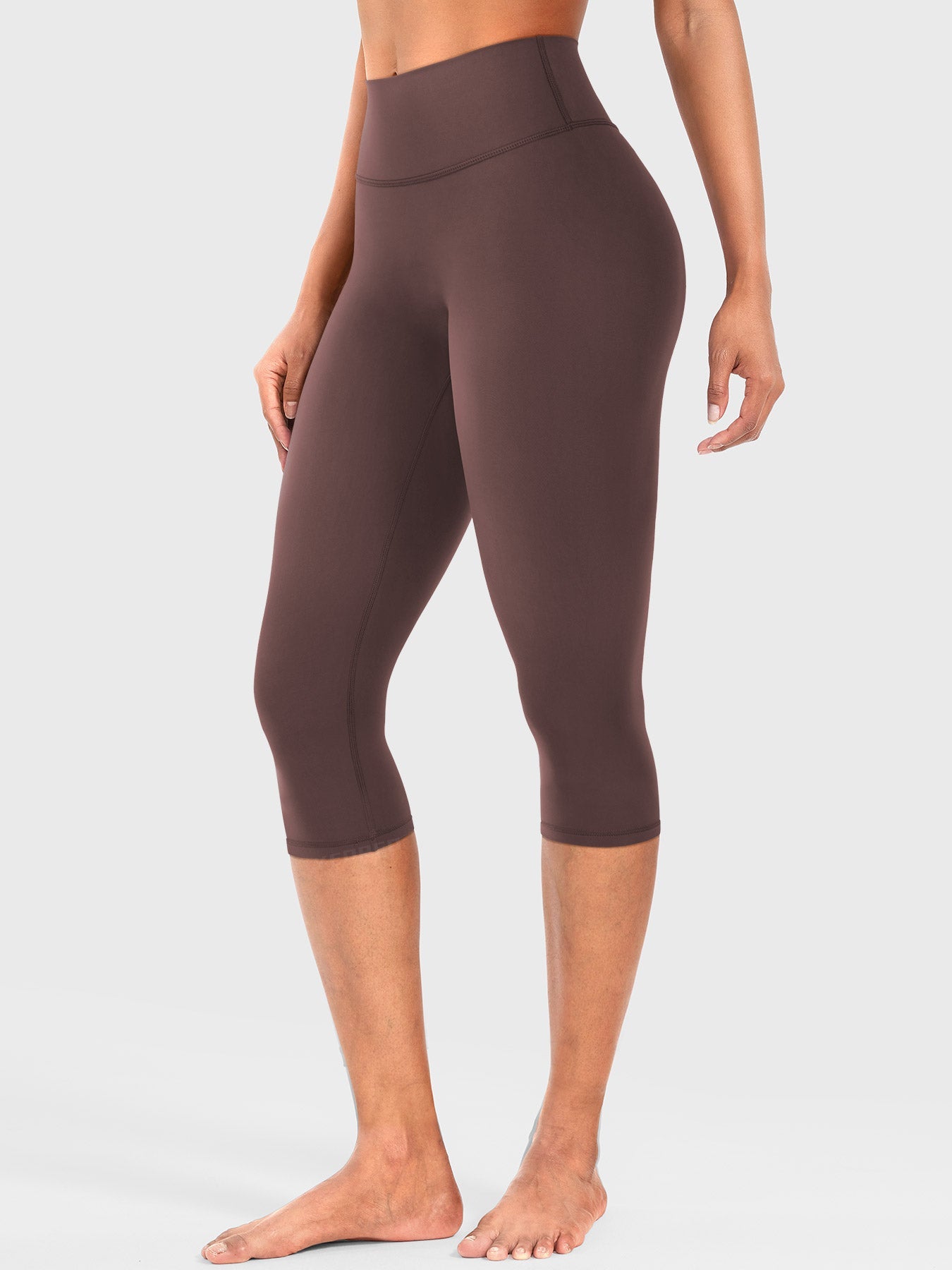 Yeoreo Nailly Capri Leggings
