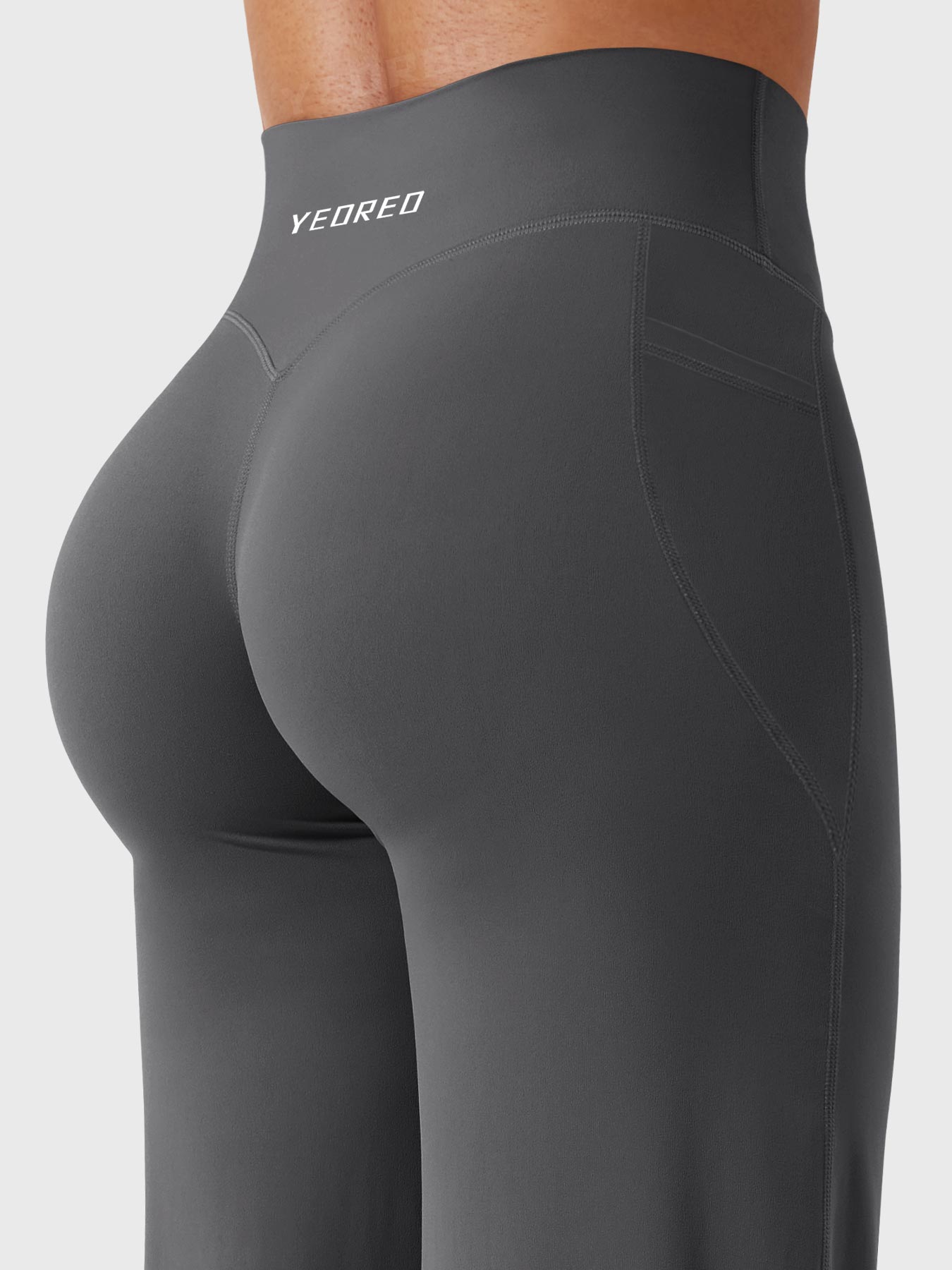 Yeoreo Dagfinn 29" Straight Leg Leggings with Pockets