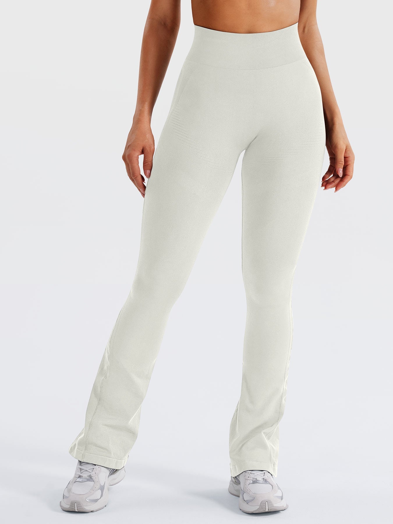 Yeoreo Lilliean 29.5" Mini Flare Leggings