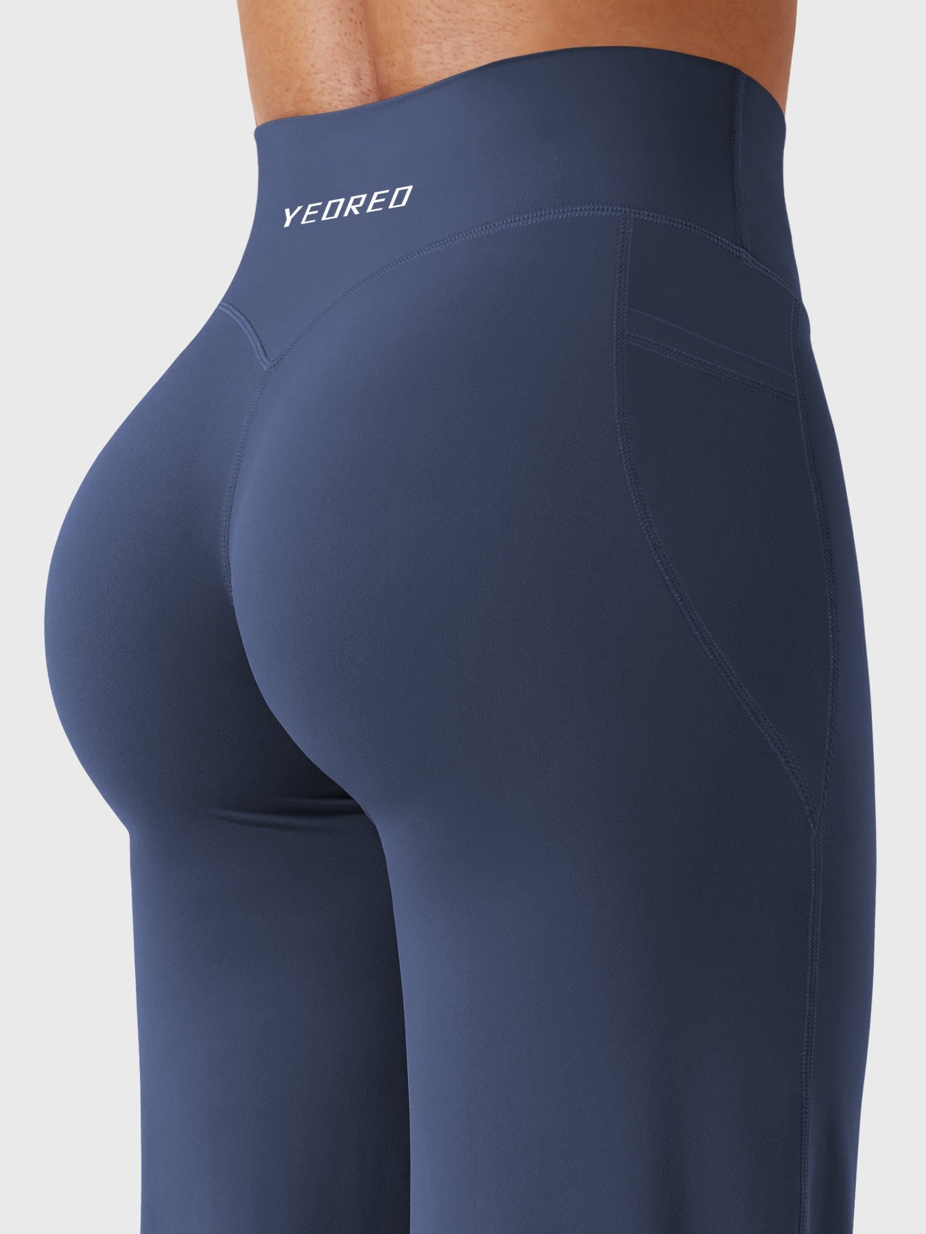 Yeoreo Dagfinn 29" Straight Leg Leggings with Pockets
