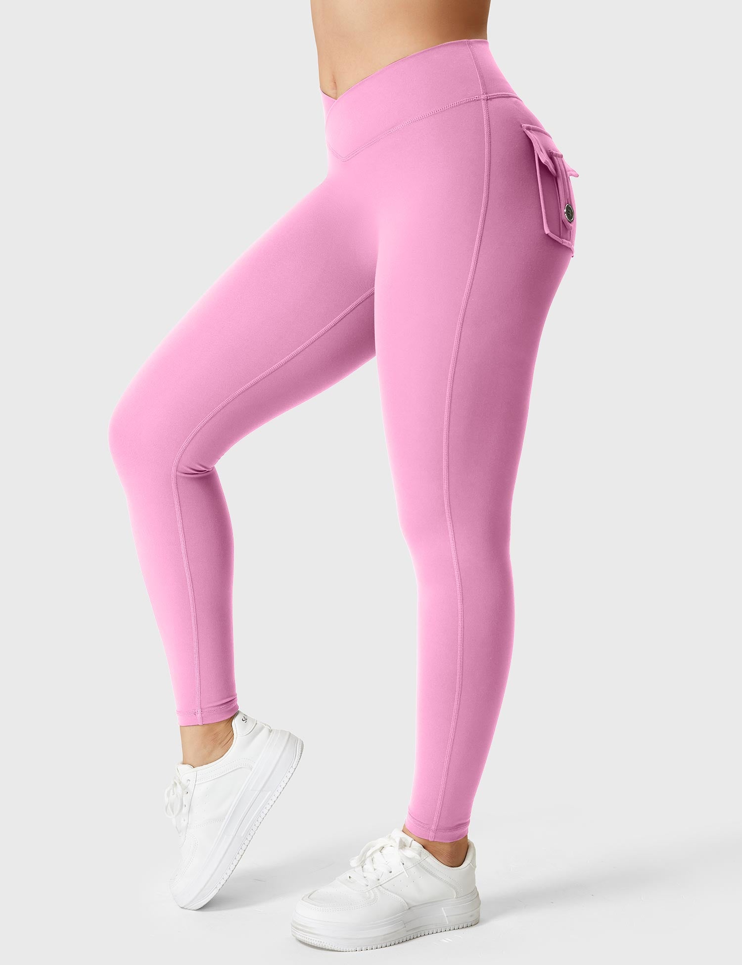 Yeoreo V-waistband Charm Leggings