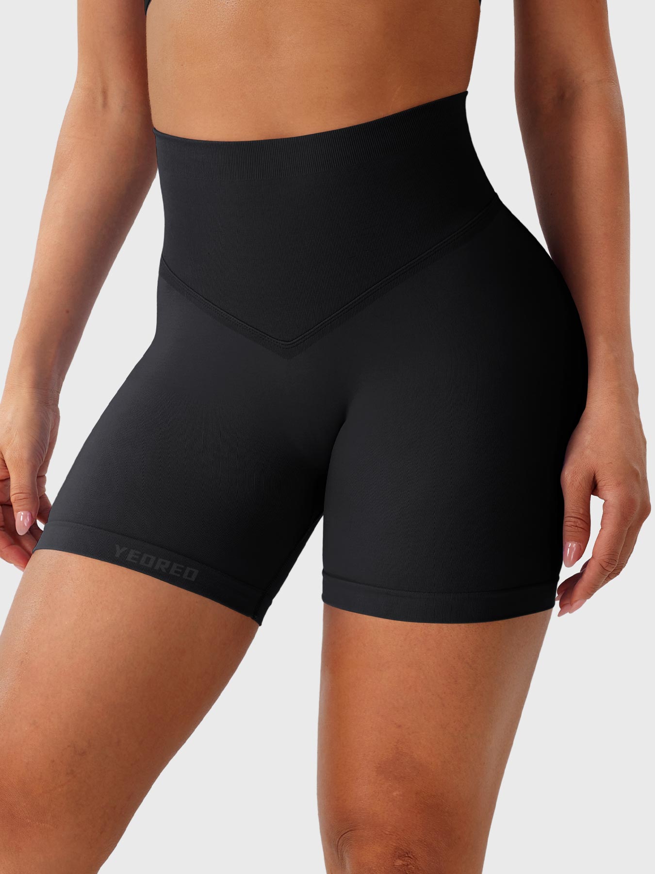 Yeoreo Christiy High-Waisted Shorts