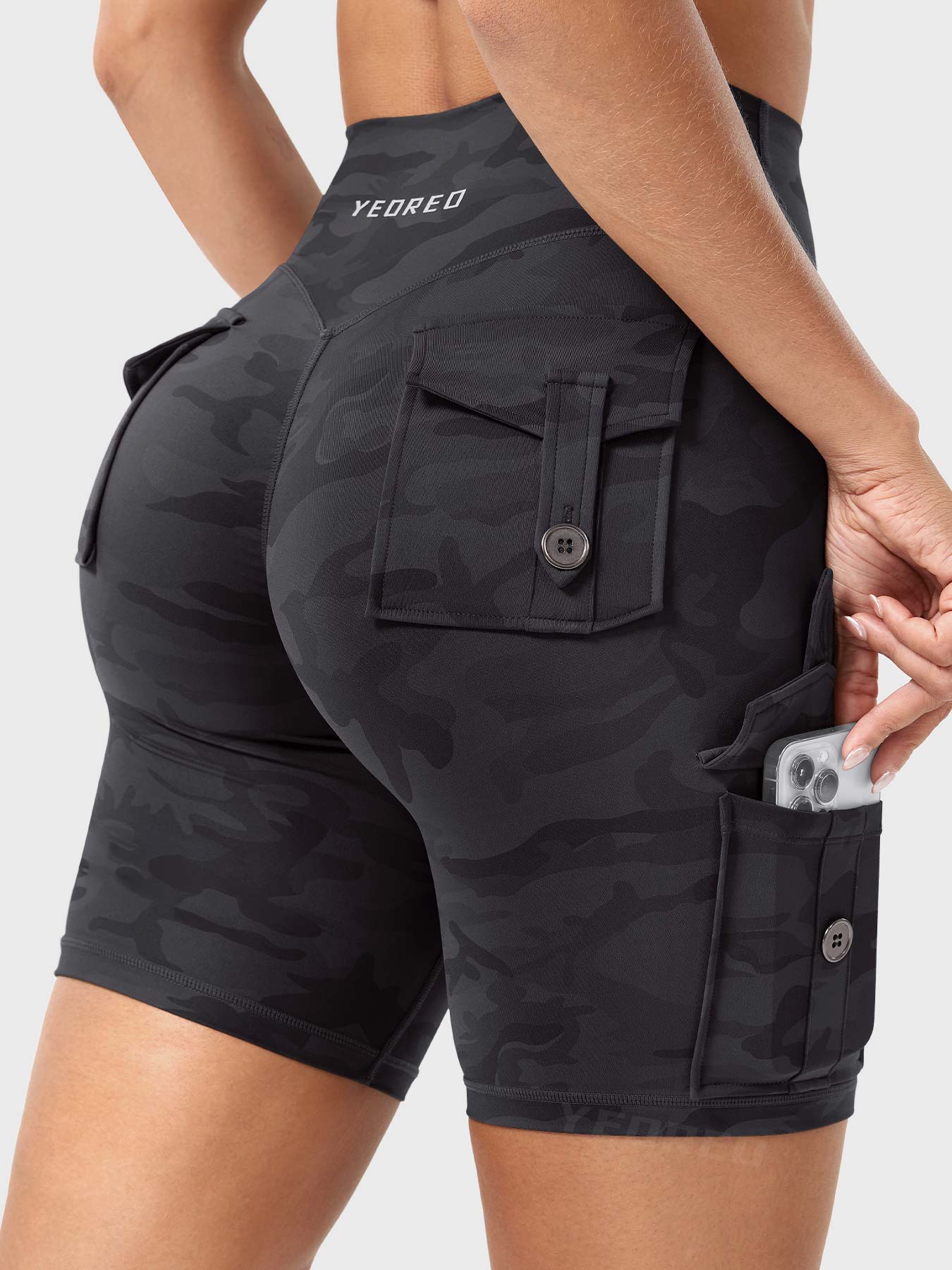 Yeoreo Hedda CoreFlex Camouflage Shorts