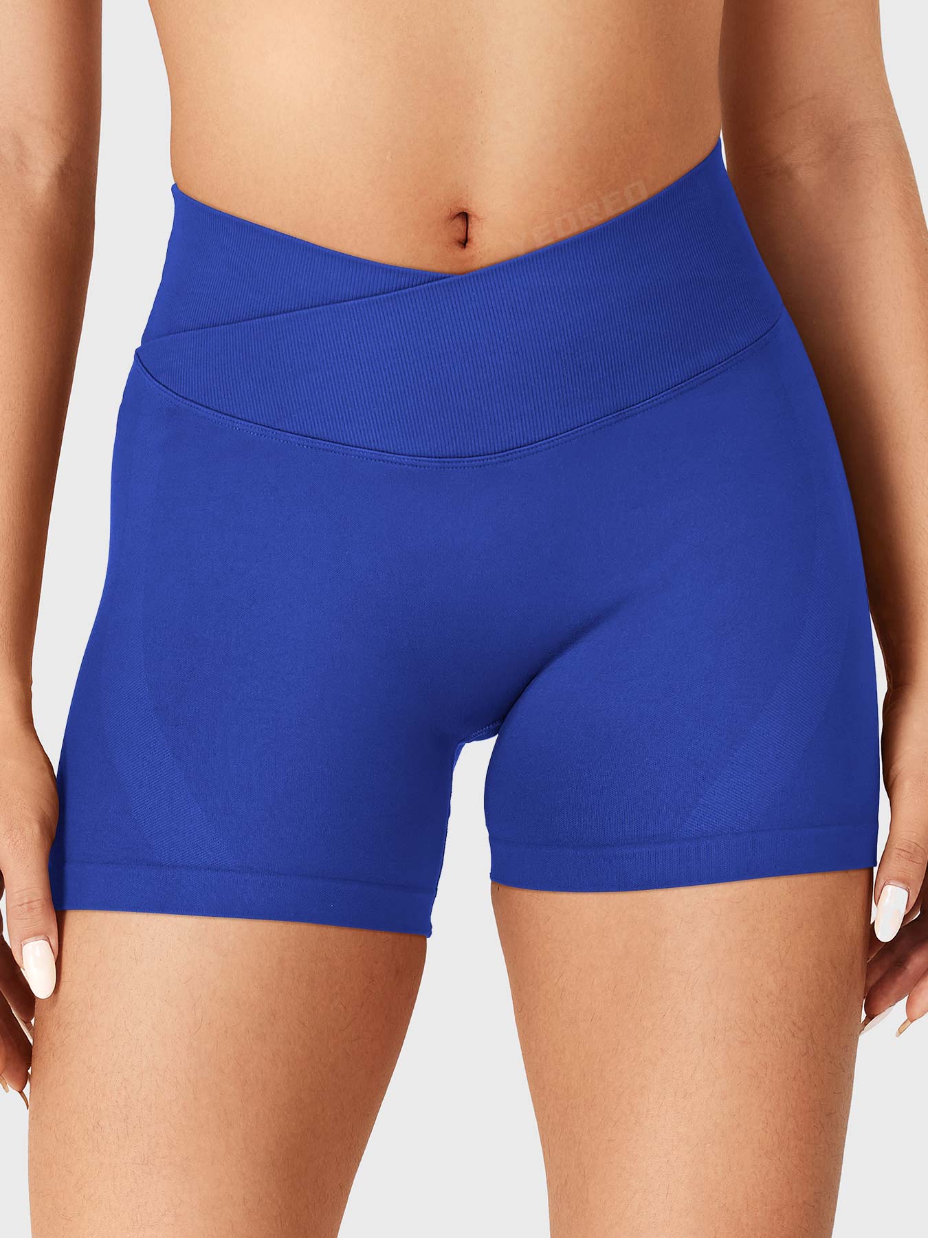 Yeoreo Baderiy 4.5" V-Waistband Seamless Shorts