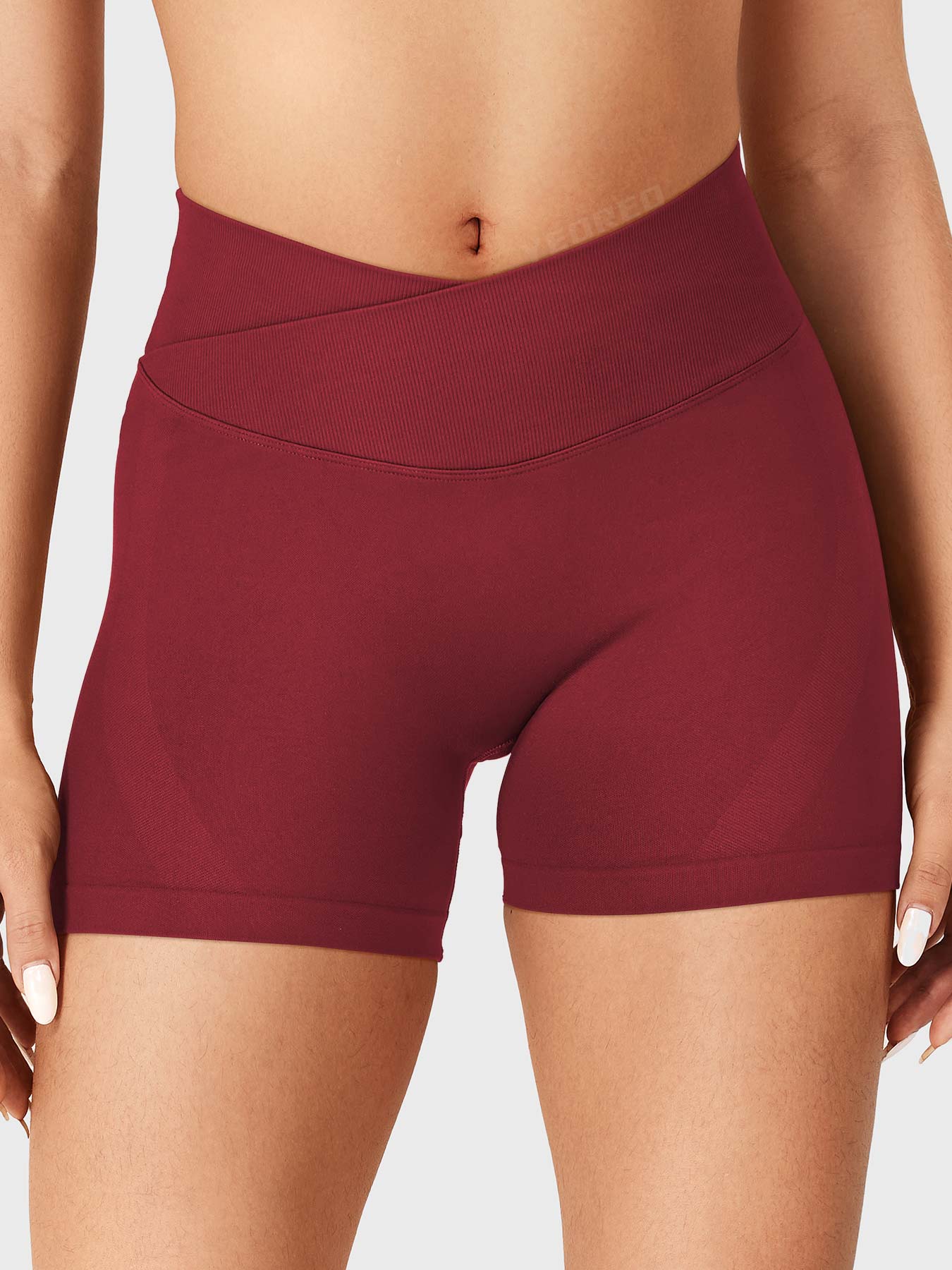 Yeoreo Baderiy 4.5" V-Waistband Seamless Shorts