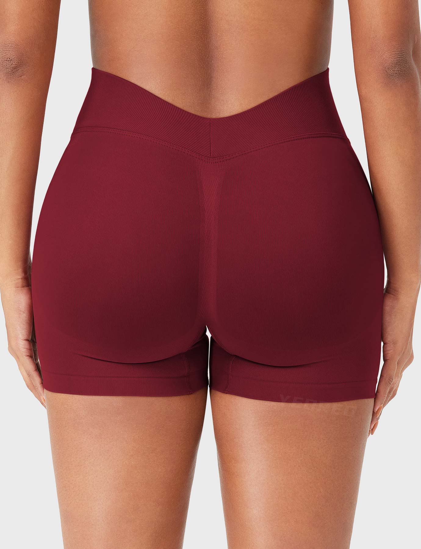 Yeoreo SoftHue 3.6" V-back Seamless Shorts