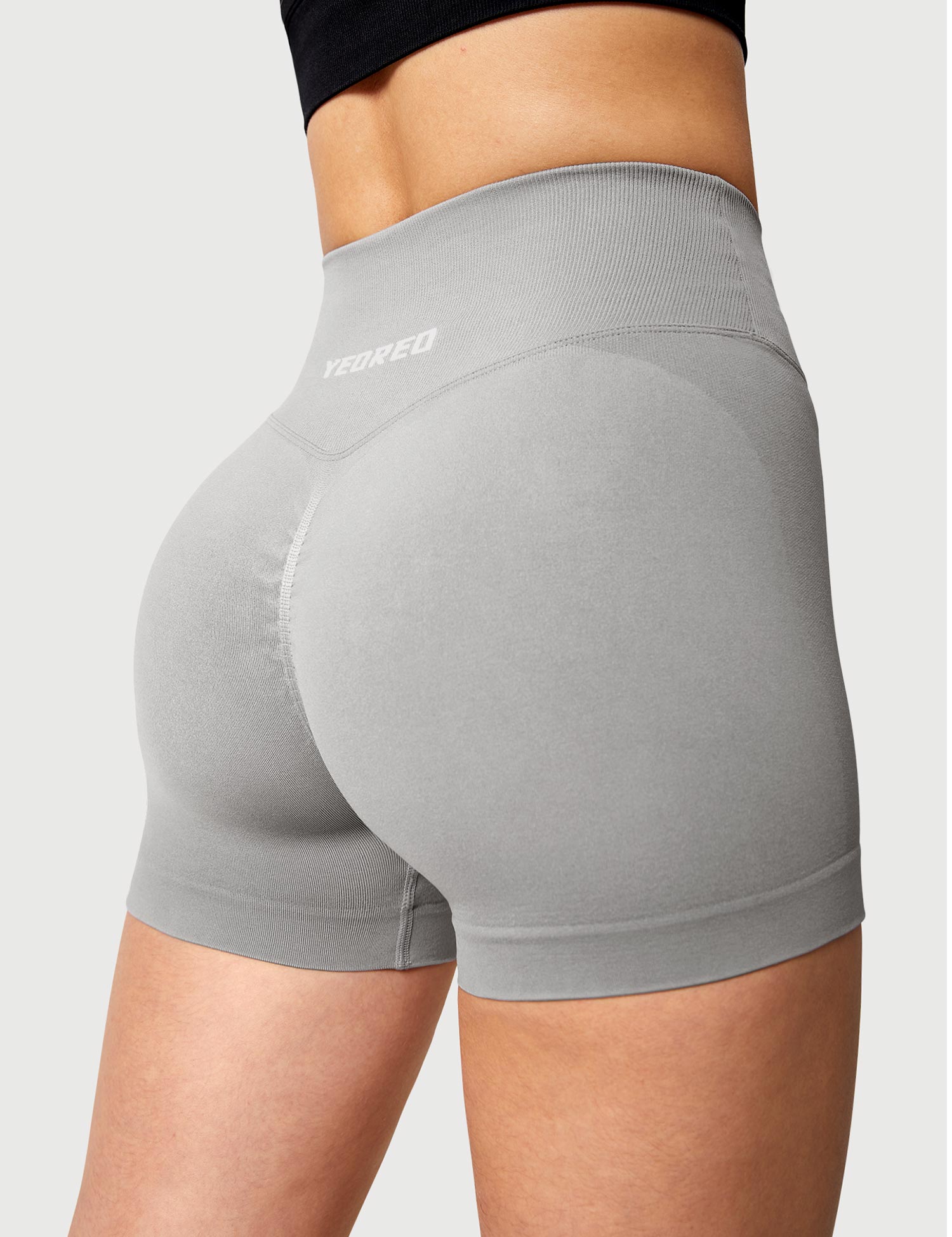 Yeoreo 3.6”Amplify V-Waistband Shorts
